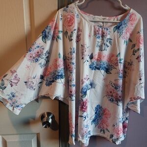 Floral Women's Top 2x